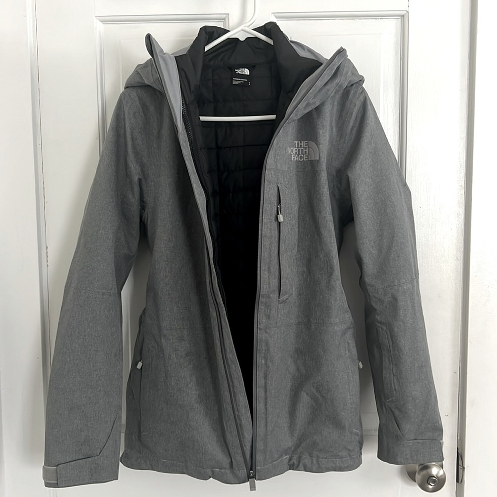 THE NORTH FACE women’s ski jacket
Women’s Garner Triclimate® Jacket